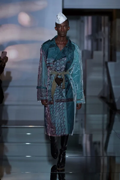 Look 36
